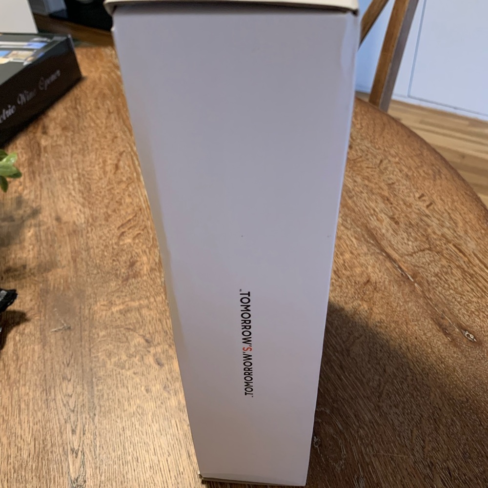 NWOT - Unopened, Brand New Electric Wine Opener - Picture 2 of 4